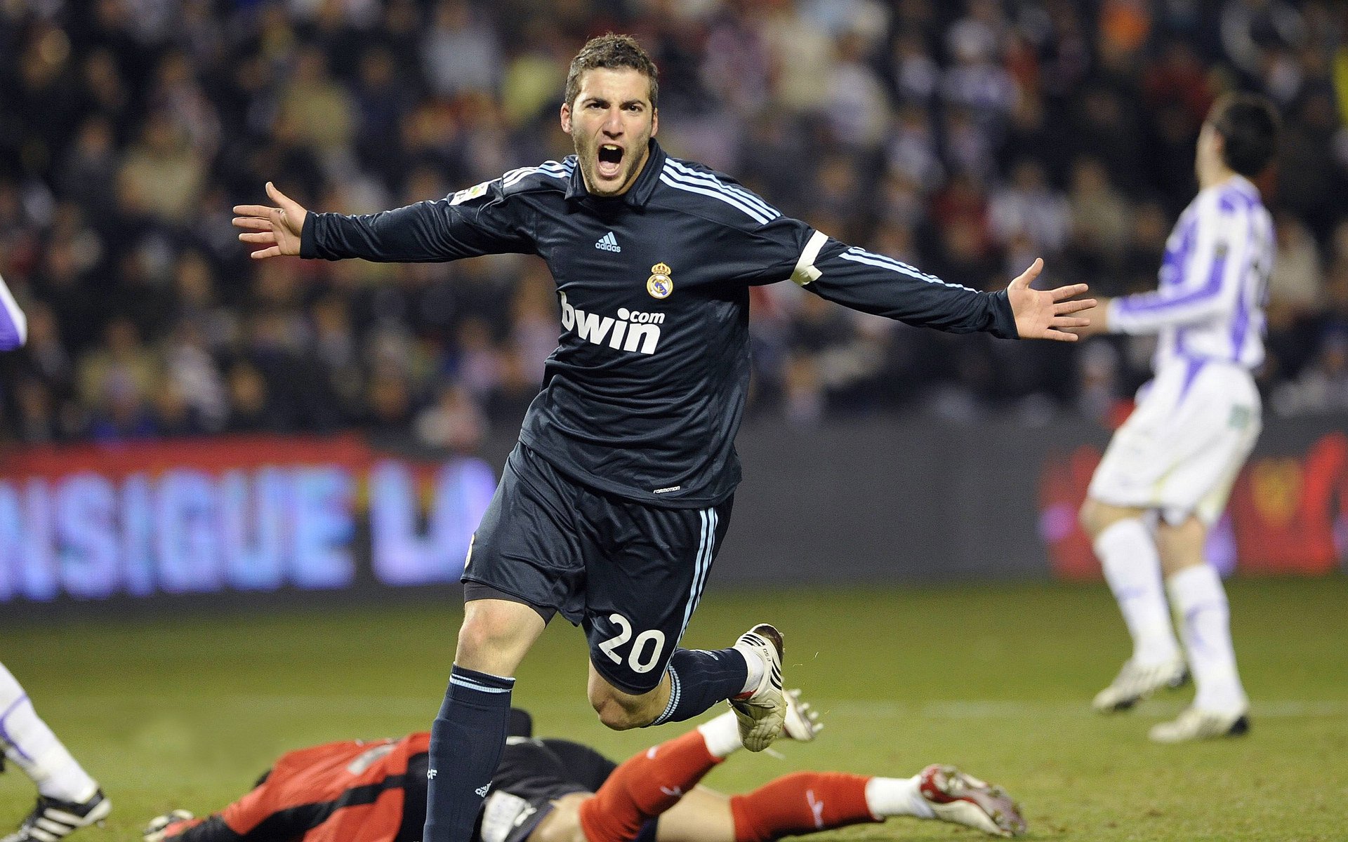 国家队赛事运营缺乏市场化思维支持