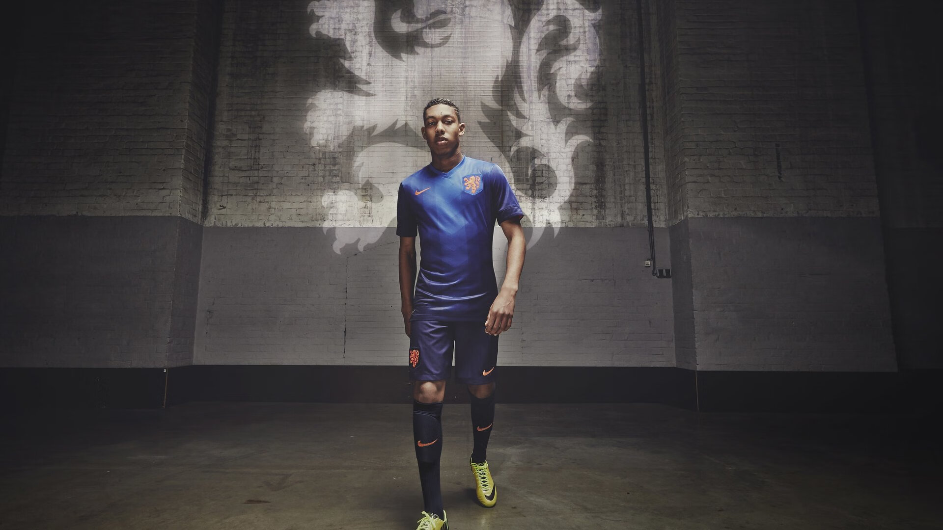 卡特的罚球与踢球技术堪称橄榄球界的巅峰之作，卡特生涯罚球命中率